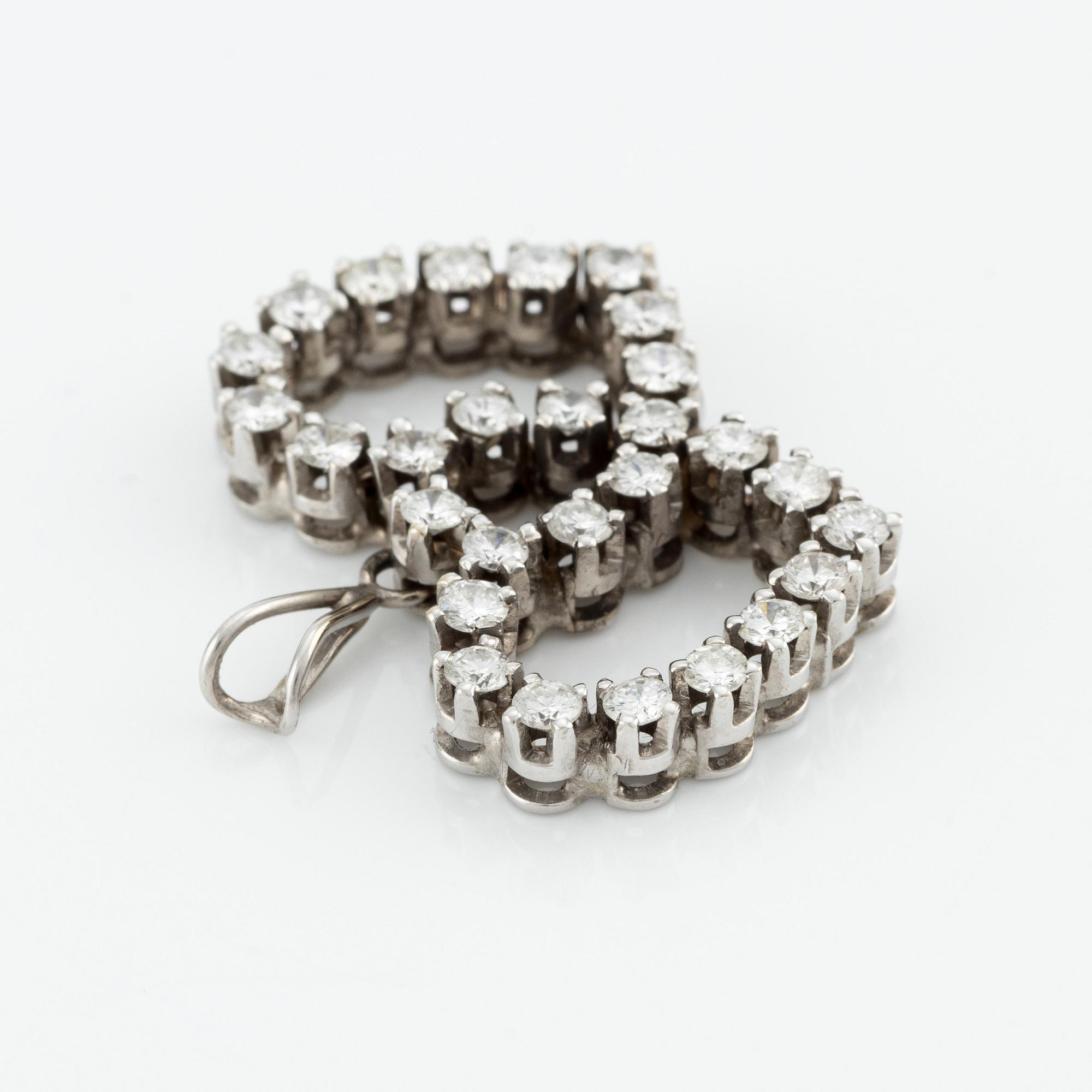 Pendant, double heart, 14K white gold with brilliant-cut diamonds.