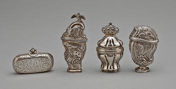 DOSOR, 4 st, silver, 1800/1800-tal. Totalvikt 129 g.