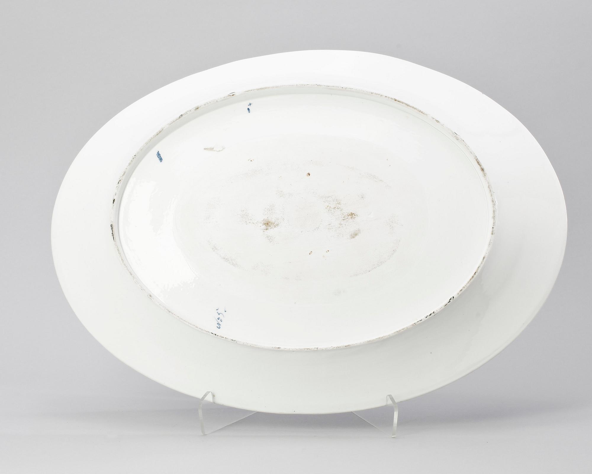 STEKFAT, porslin, "Musselmalet", Royal Copenhagen, sent 1800-tal.
