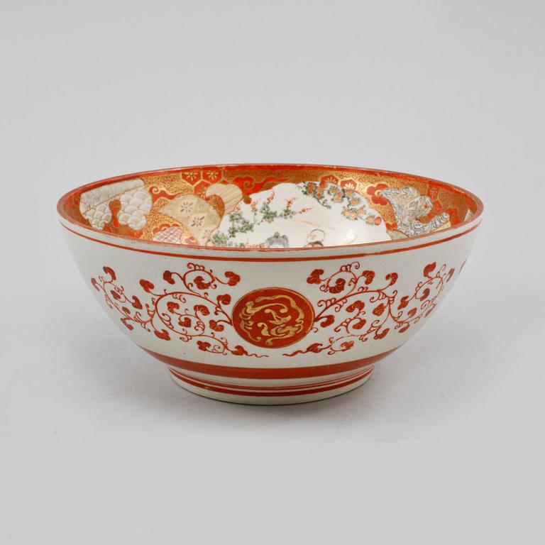 SKÅL, porslin, troligen Kutani, Japan, Meiji (1868-1912).