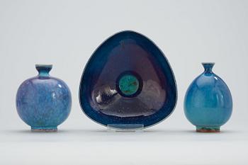 Two Berndt Friberg stoneware vases and a bowl, Gustavsberg Studio 1969-70.