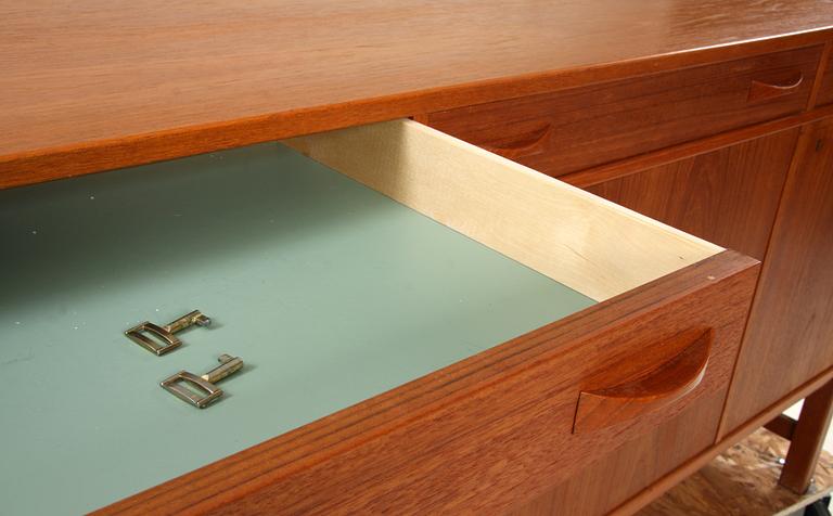 SIDEBOARD, 1950-tal.