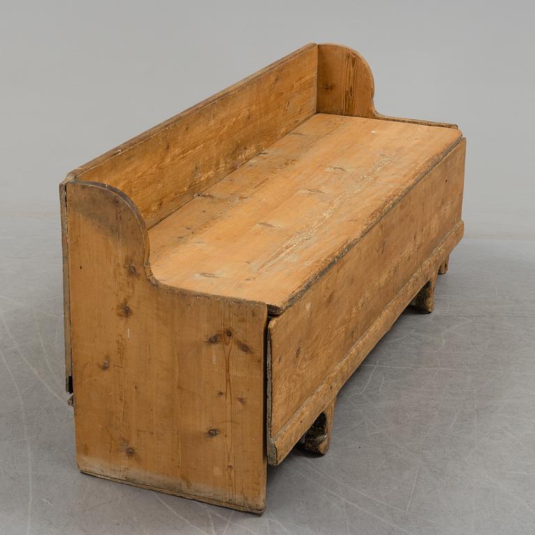 A pine sofa, 19th Century.