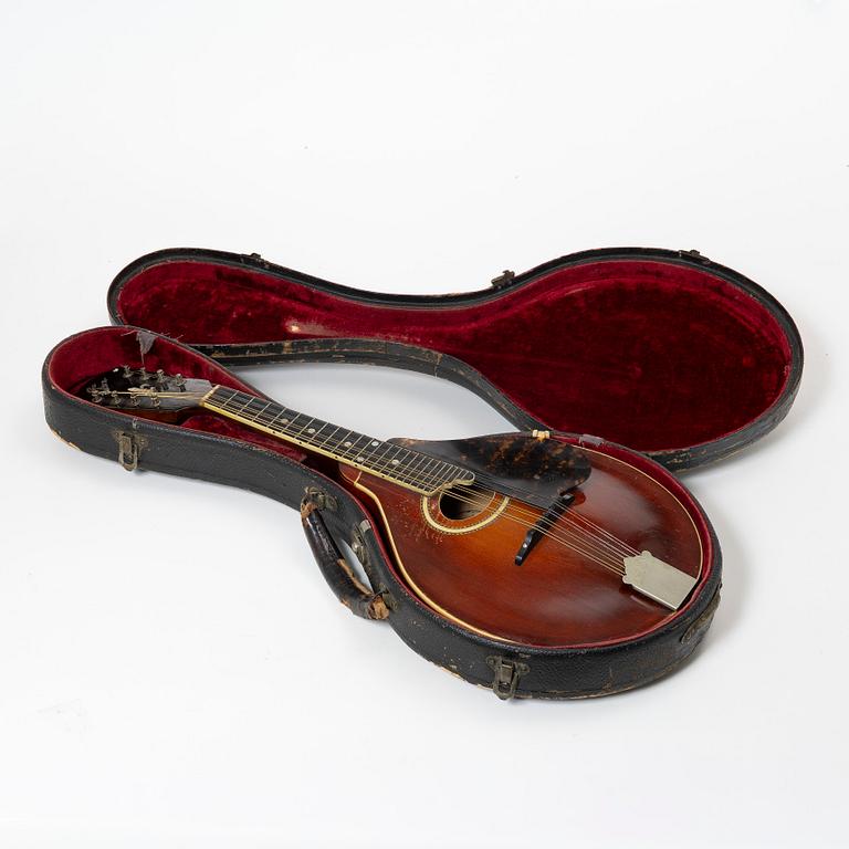Gibson, mandolin, "A4", USA, 1918.