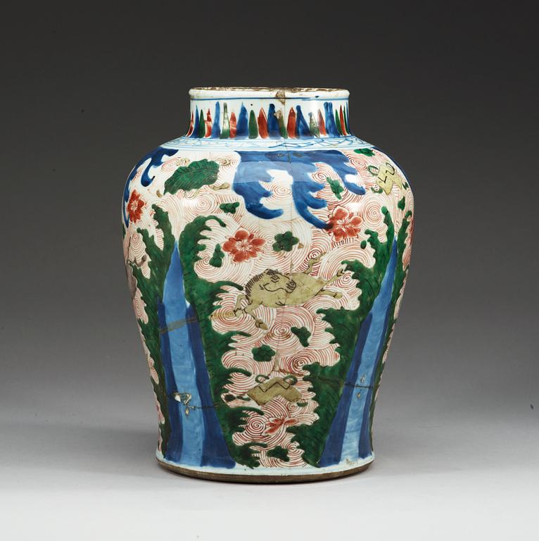 A Transitional doucai jar, 17th Century.