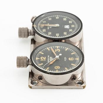 Heuer, Master-Time 8-Days and Monte-Carlo stopwatch, 6 x 11 cm.