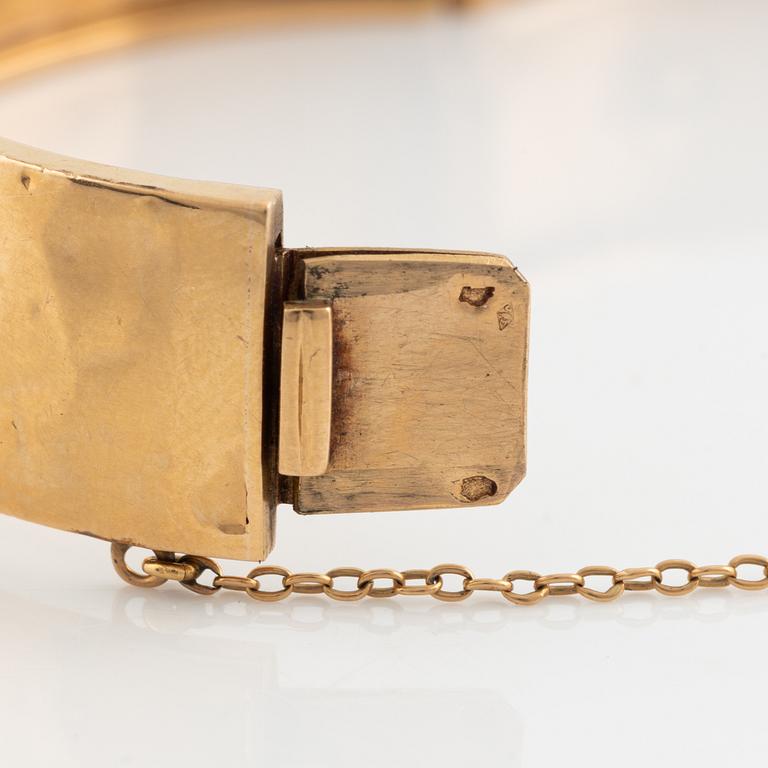 18K gold and seed pearl bangle, France, 1800's.
