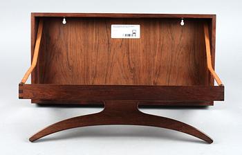 KLÄDHÄNGARE, Adam Hoff & Poul Östergaard, Virum Möbelsnedkeri, Danmark, 1950/60-tal.