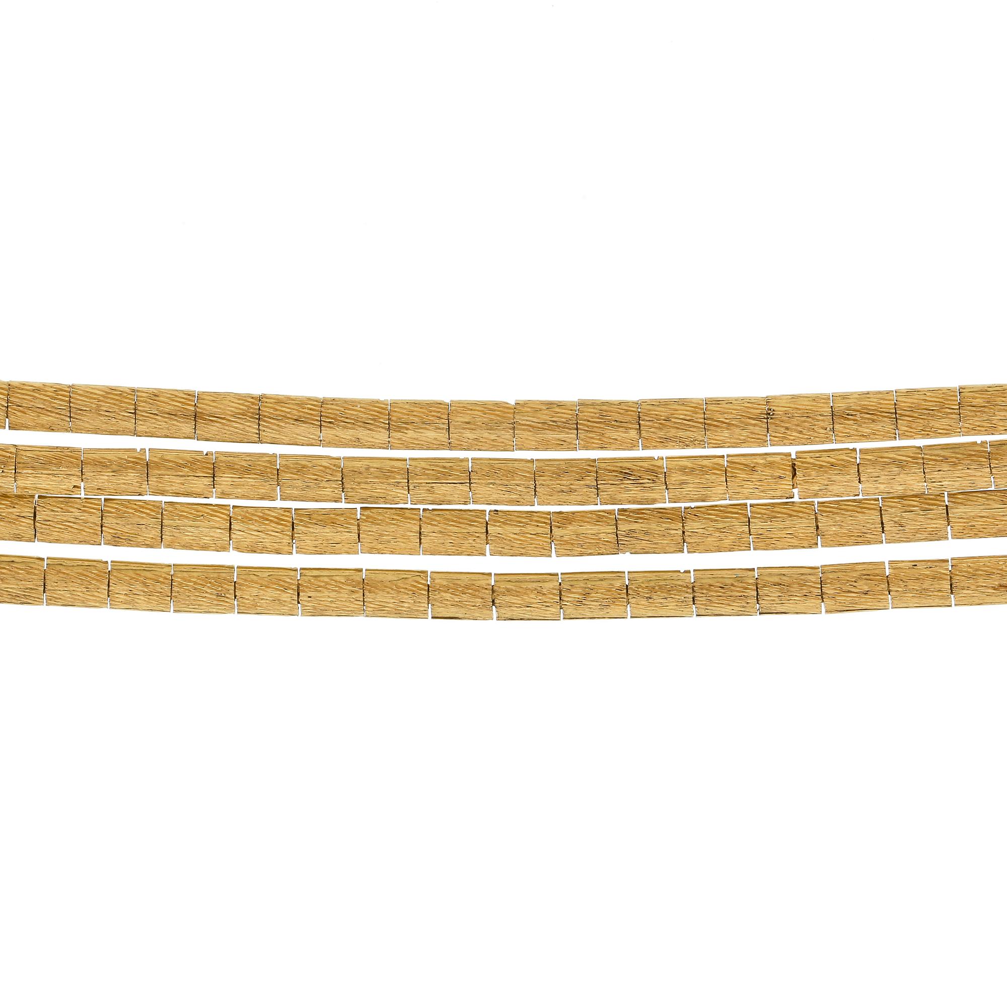 ARMBAND, guld 18K, sju små safirer, Italien 1900-talets andra hälft. Vikt ca 31 gram.