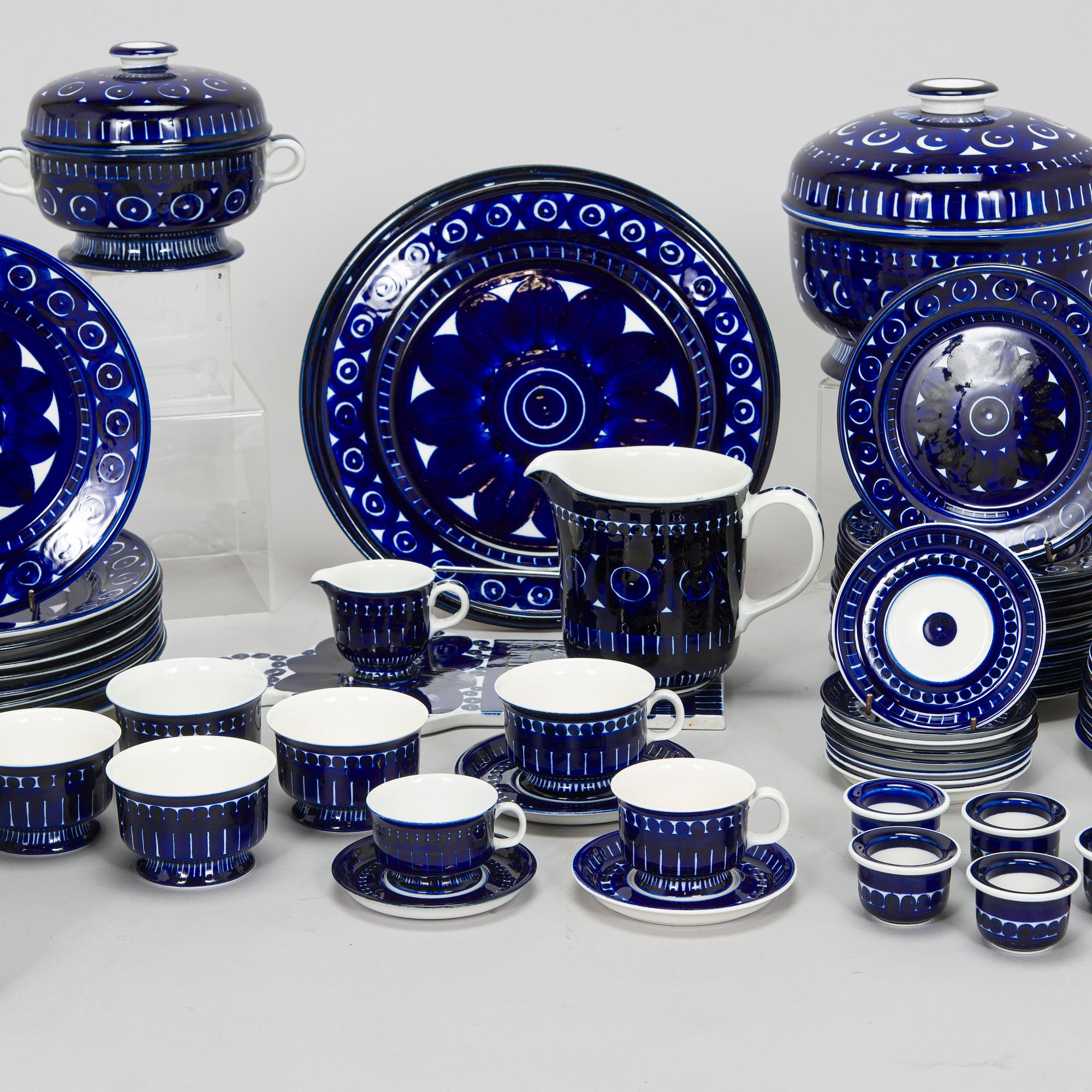 Ulla Procopé, mat- och kaffeservis, 82 delar, "Valencia", Arabia 1960-tal.