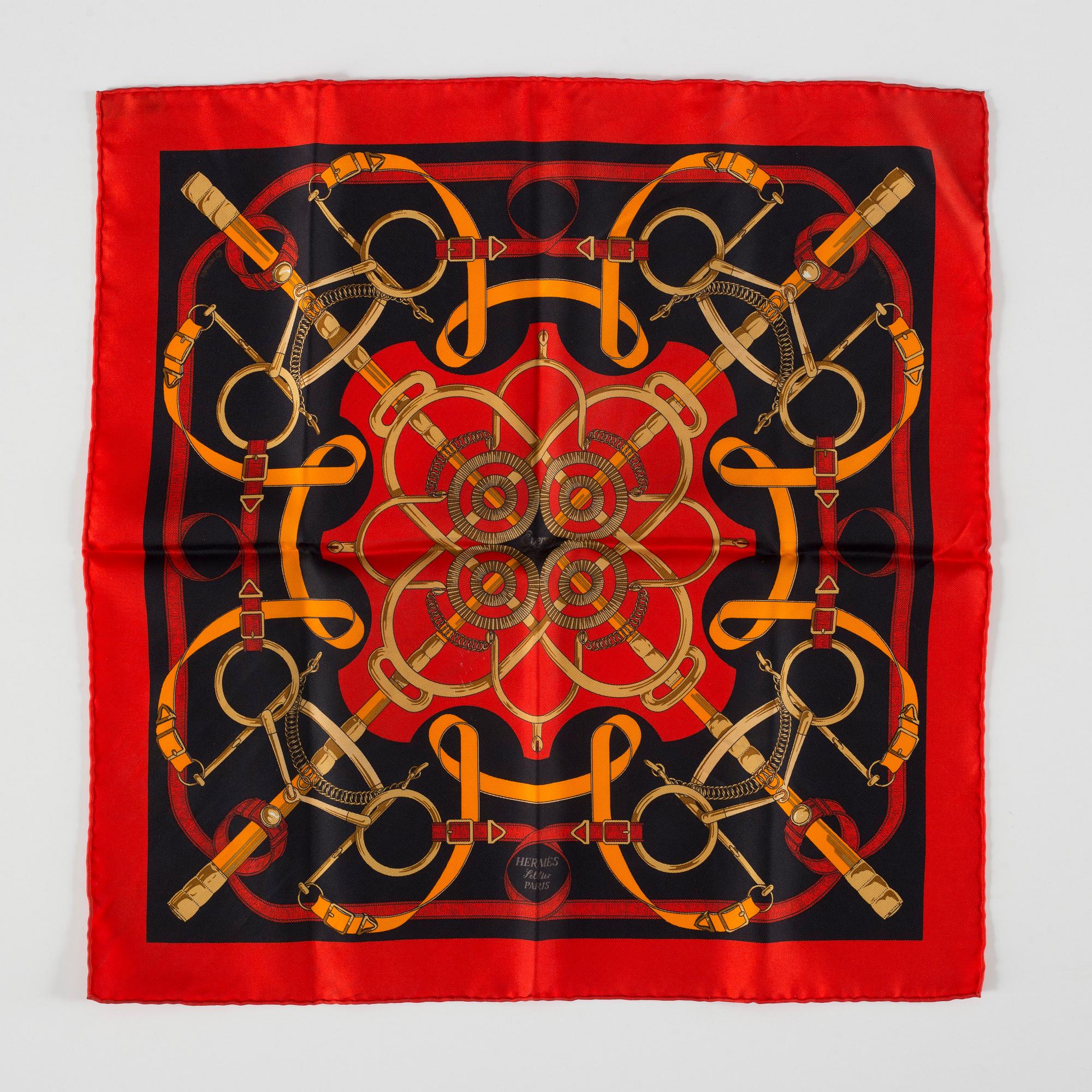 POCHETTE / NÄSDUK, Hermès, "Eperon d´or".