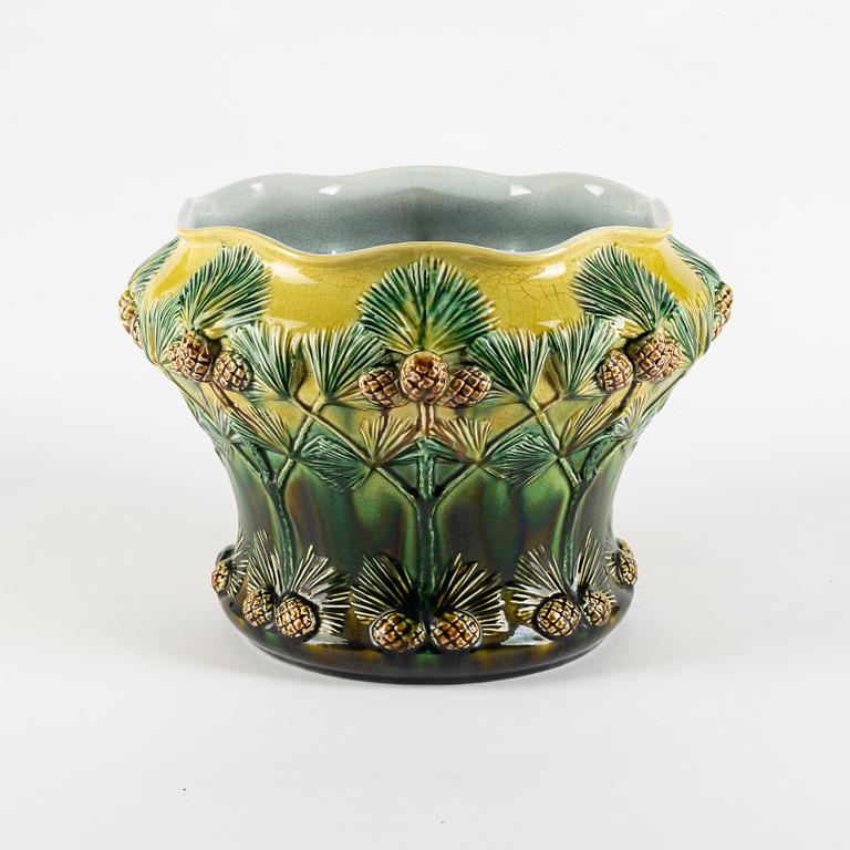 An Art Nouveau pot, Rörstrand, Sweden, around the year 1900.