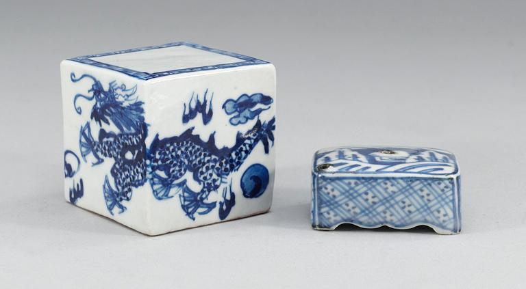 STÄMPEL och VATTENDROPPARE. Kina 1800-tal.