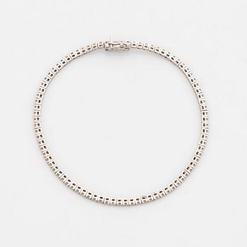 Tennisarmband, med briljantslipade diamanter.