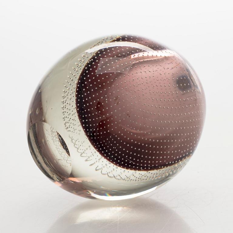 Gunnel Nyman, a model 'GN 17' vase, signed G. Nyman Nuutajärvi Notsjö -57.