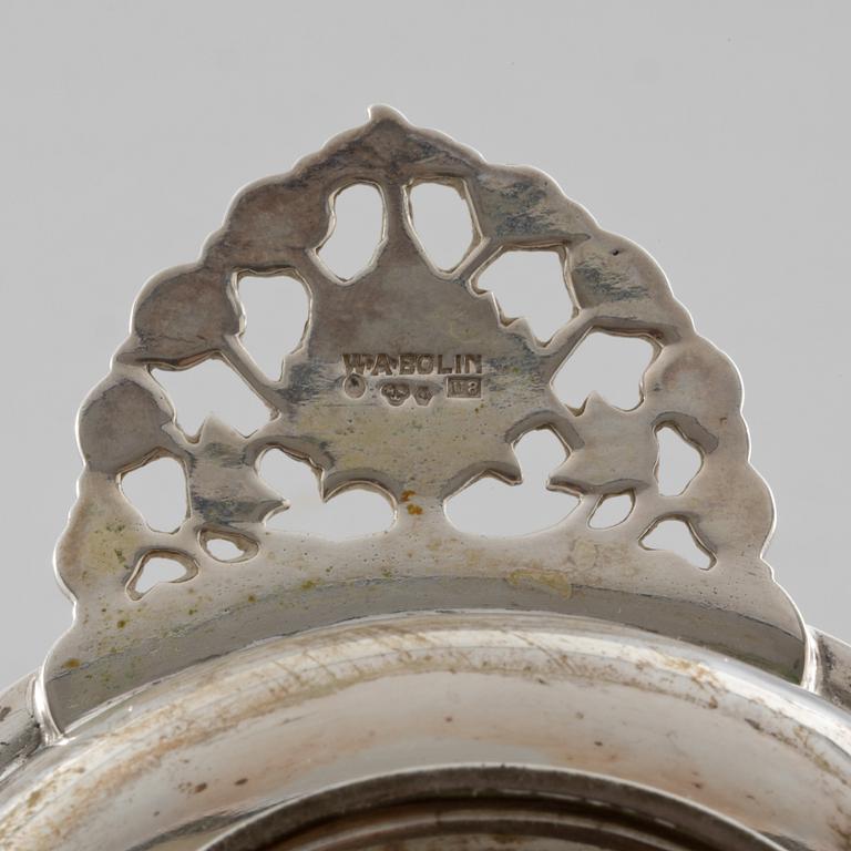 KÅSA, silver, W.A. Bolin, Stockholm, 1946, vikt ca 160g.