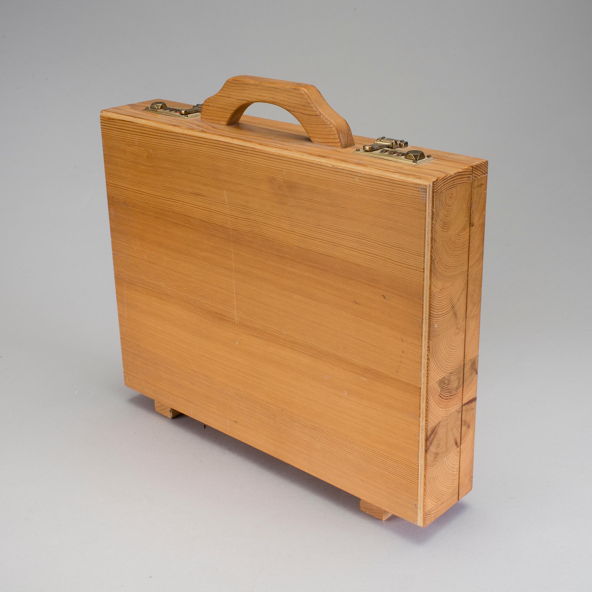 BÄGARE, 12 st, tenn, K E Palmberg för Alton, 1983.