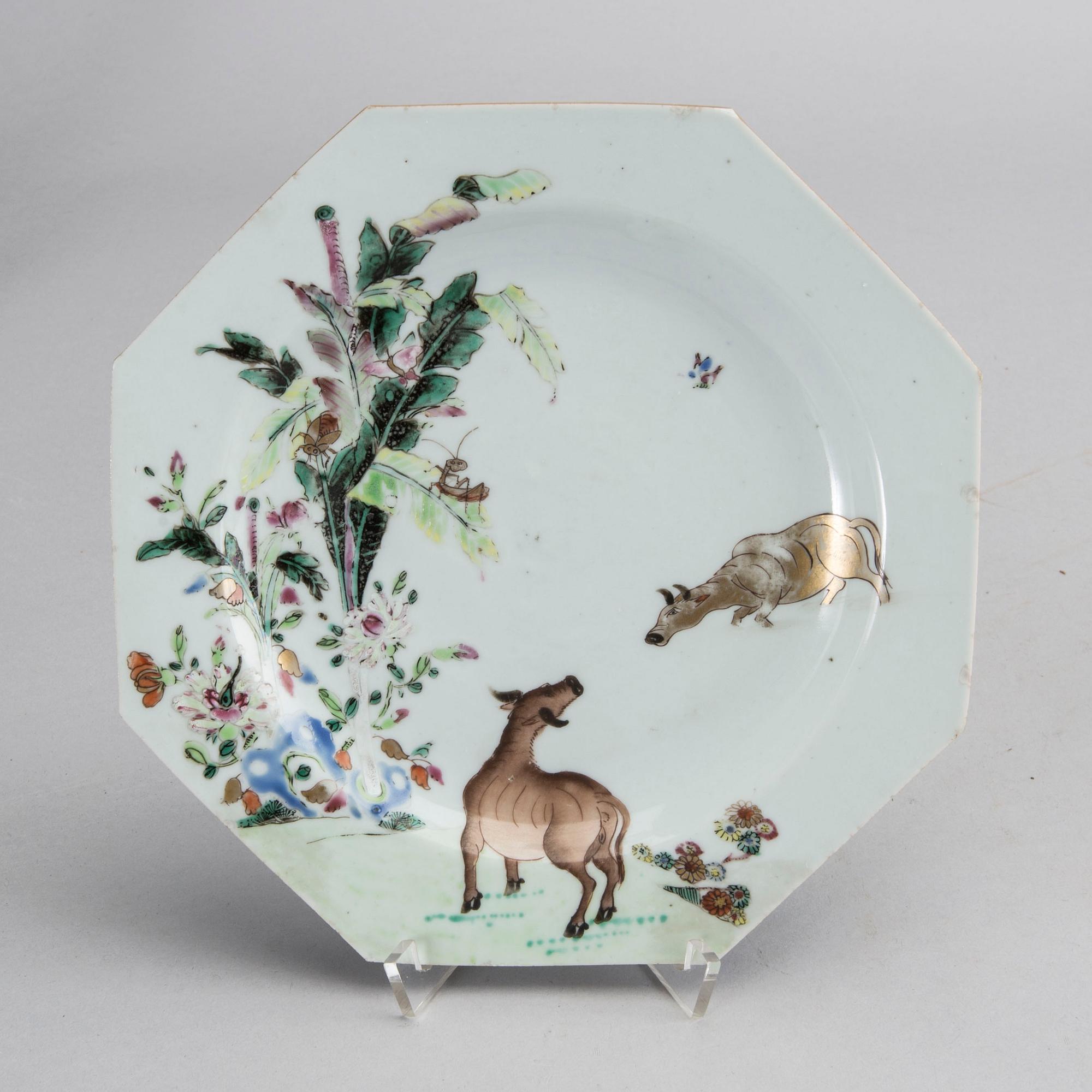 TALLRIKAR, 4 st, porslin,  Qingdynastin, Qianlong (1736-95).