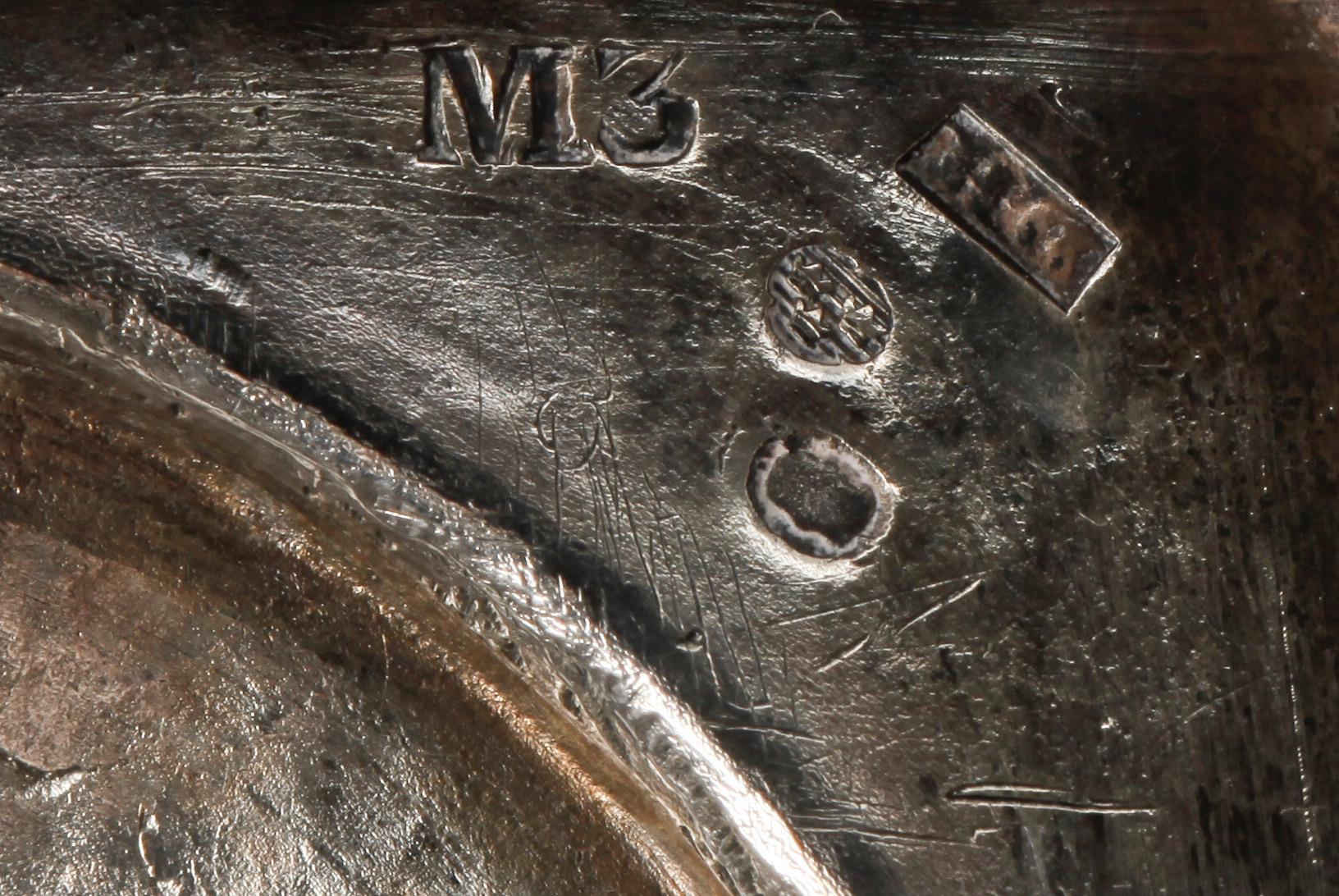 SOCKERSKÅLAR med lock, 2 st snarlika, Simson Ryberg, Stockholm 1797 resp Daniel Hallman, Stockholm 1818.