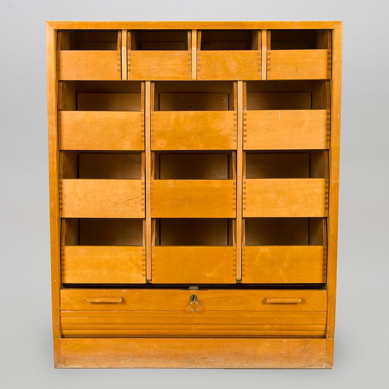 Aino Aalto, arkivskåp, O.Y. Huonekalu- ja Rakennustyötehdas A.B. 1940-tal.