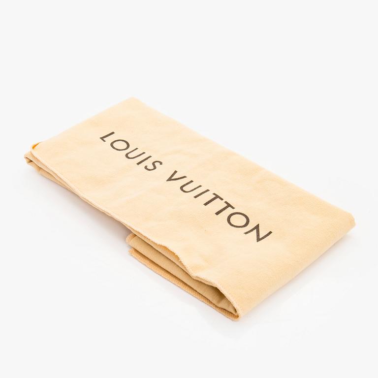 Louis Vuitton, An 'Epi Montaigne PM' bag.