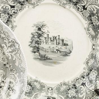 A 15 set Gustafsberg dinnerware, "St Angelo", mid 19th century.