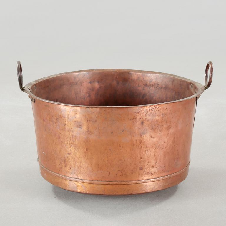 A 19th century firewood cauldron.
