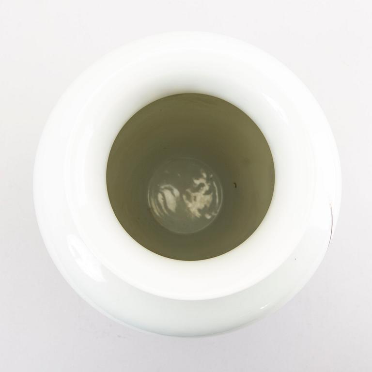 A Chinese porcelain vase  1960/70s.