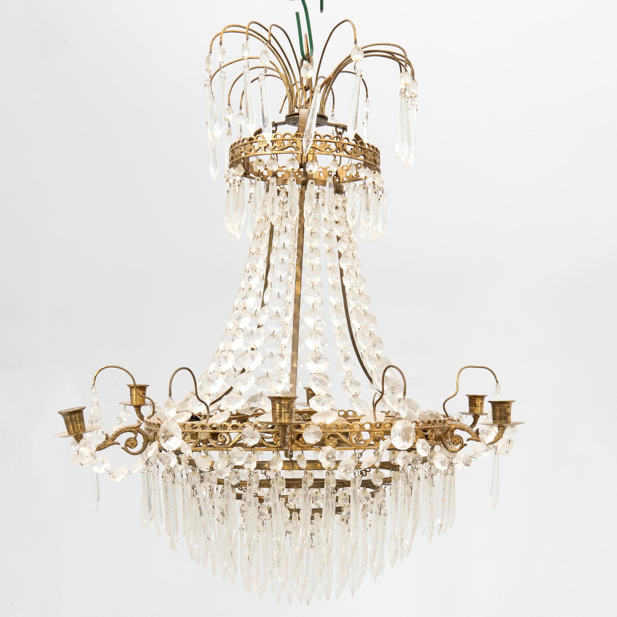Chandelier Gustavian style mid/second half of the 20th century.