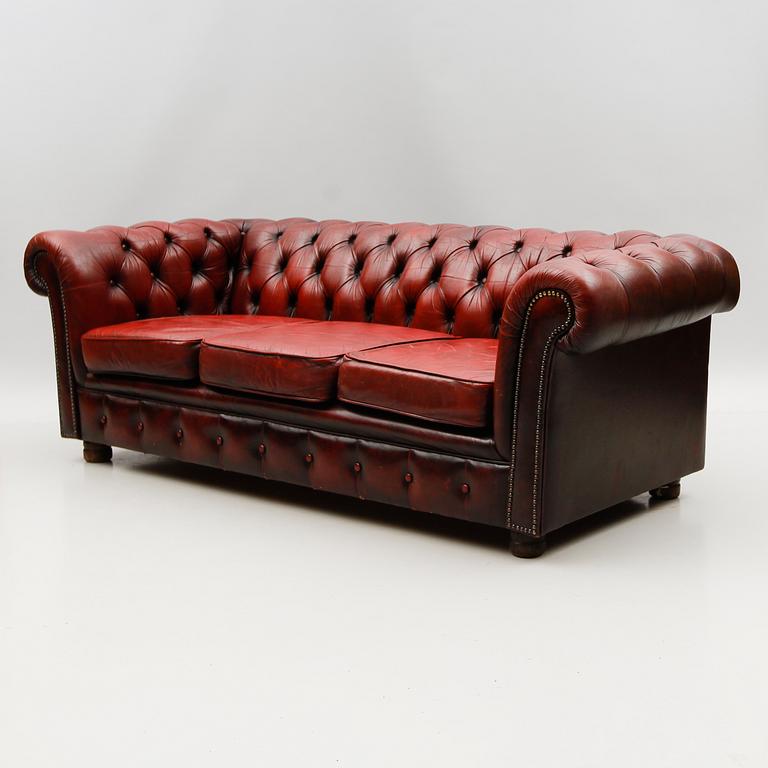 SOFFA, Chesterfieldmodell, tresits, 1900-talets andra hälft.