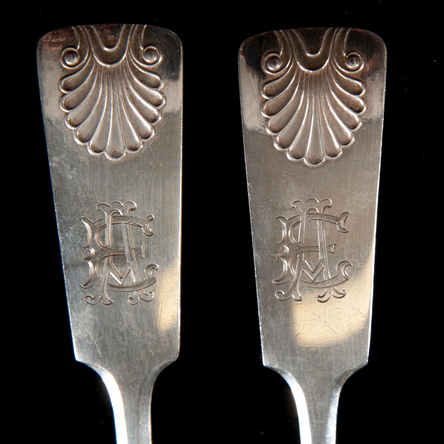 BESTICK, 6+6, silver, "Musslan", Helsingfors 1938. Knivbladen stål. Sammanlagd vikt ca 716 g.