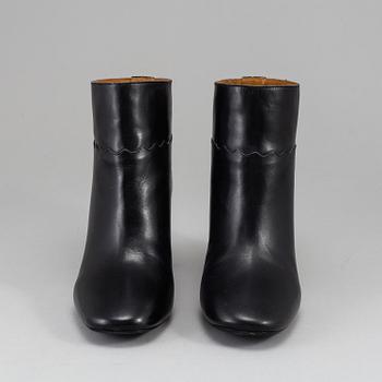 CHLOÉ, boots, size 35.