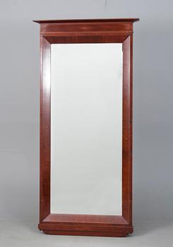 SPEGEL, mahognyfaner, 1900- talets början.