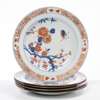 A set of five Imari porcelain plates, China, qing dynasty, 18th century.