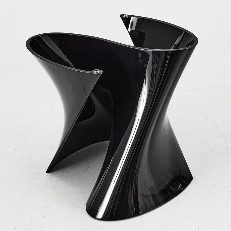 Xavier Lust, matbord, "S Table", MDF Italia.
