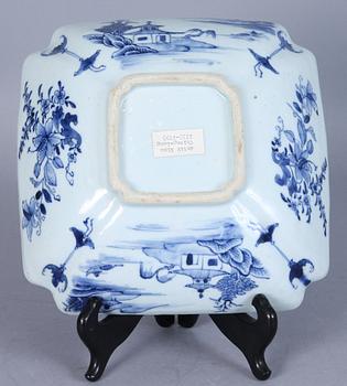 SKÅL, porslin, Kina, 1700-tal.