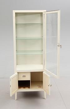 LÄKARSKÅP, 1900-tal.