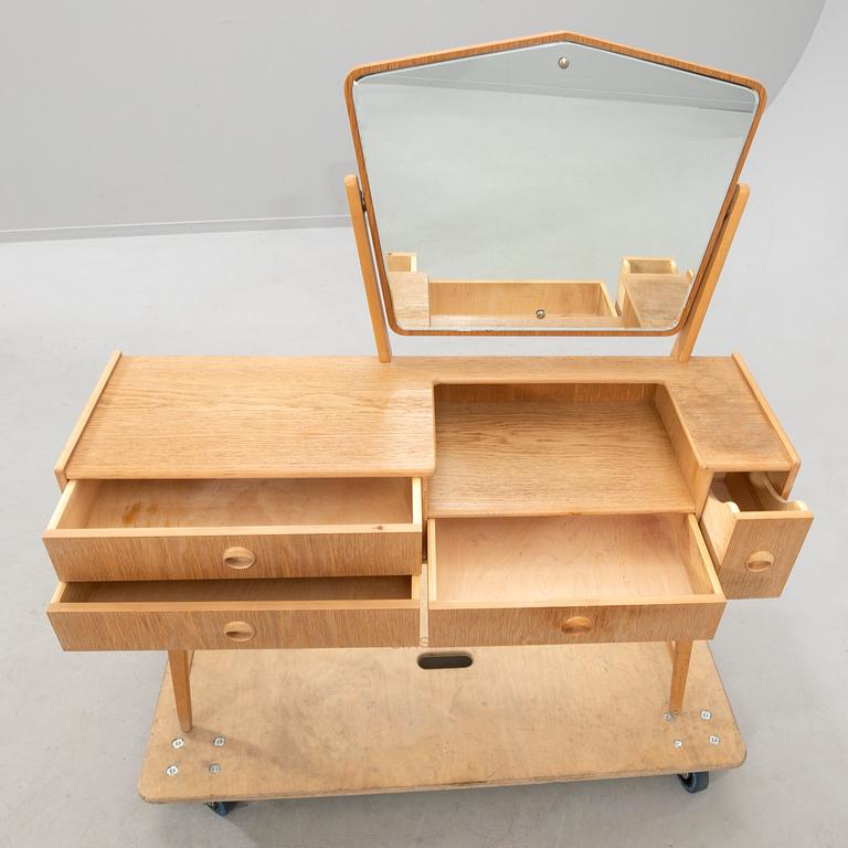 Dressing table 1950s/60s.