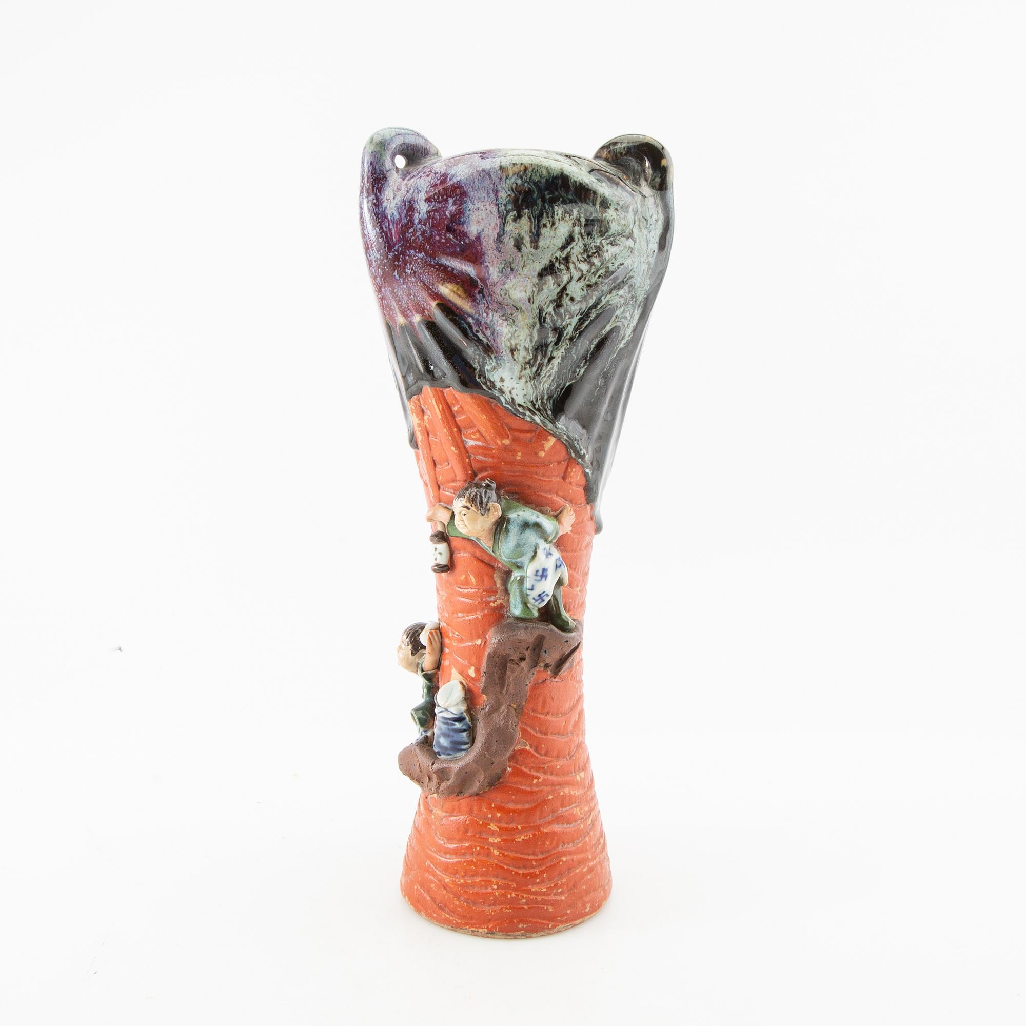 Vase "Sumida gawa ware" Japan first half of the 20th century partially glazed ceramic.