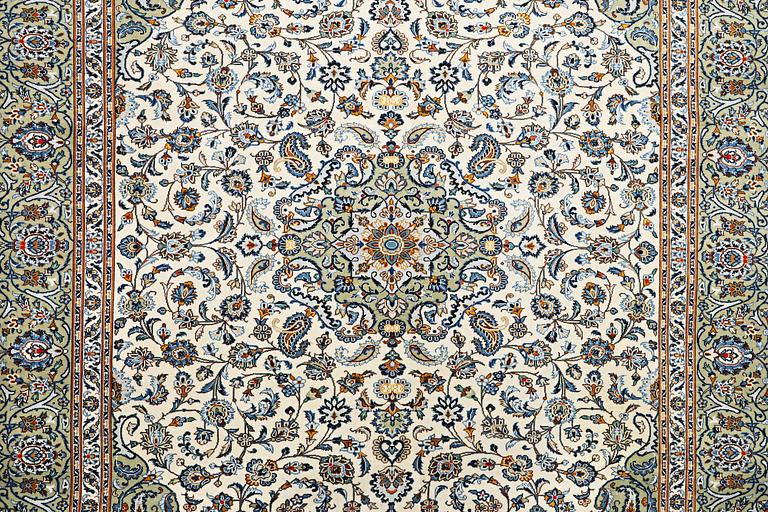 Matta, Keshan, ca. 397 x 300 cm.