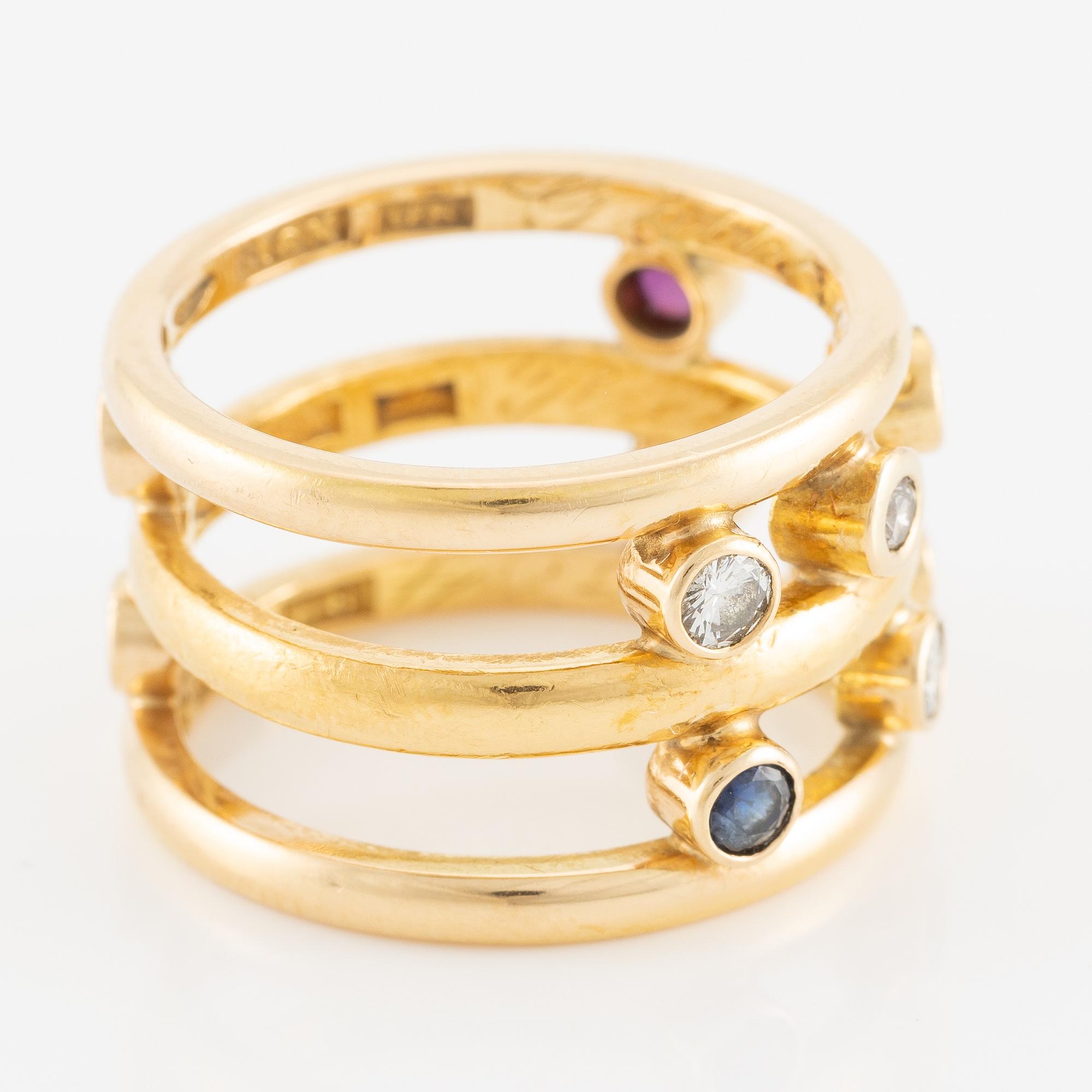 Ring 18K and 23K gold with diamonds in various colours.