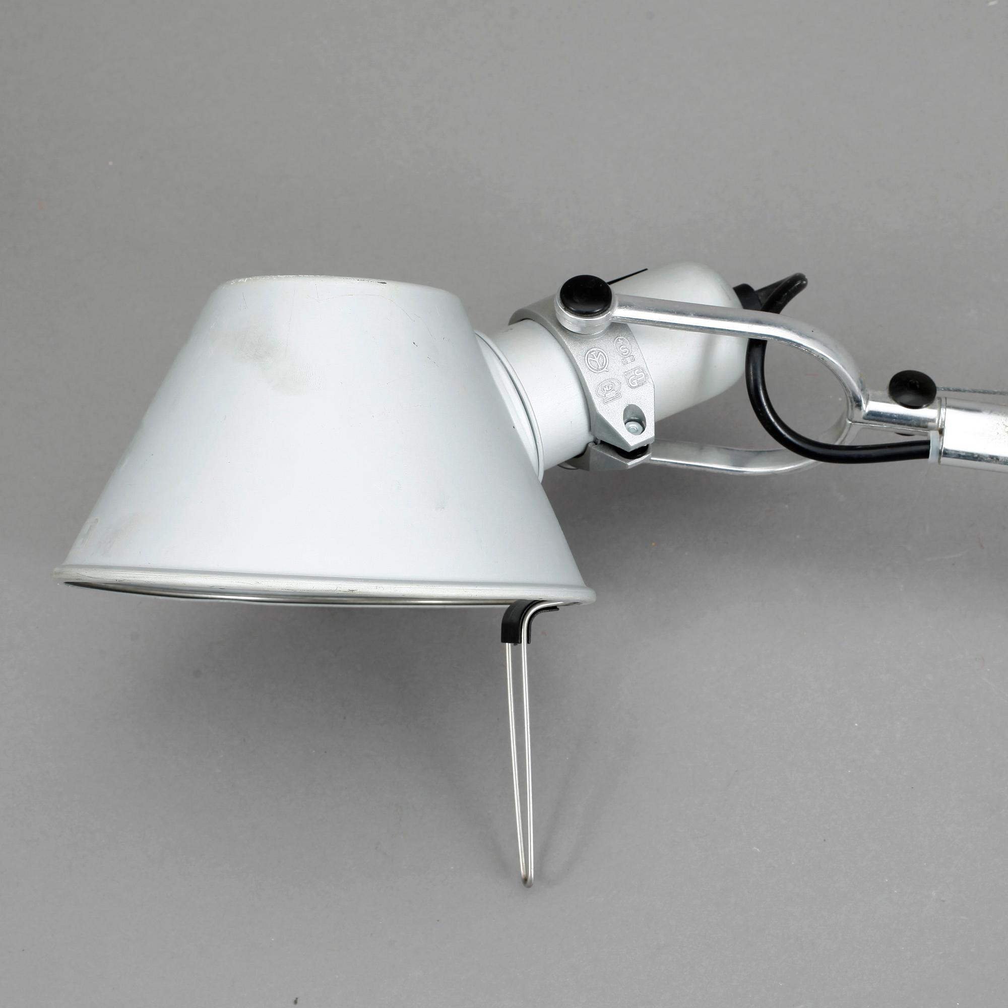 BORDSLAMPA, "Tolomeo", Michele De Lucchi och Giancarlo Fassina, Artimide.