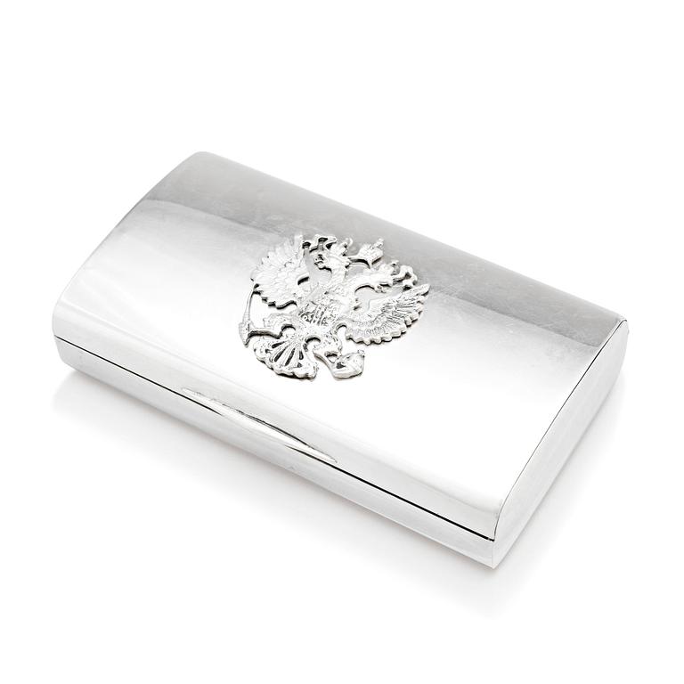 A silver cigarbox, mark of C.E. Bolin, S:t Petersburg 1896-1908.