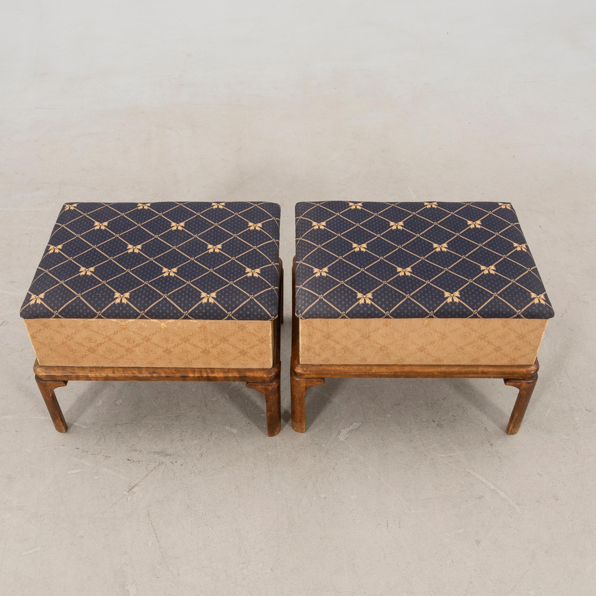 Pallar med förvaring ett par 1940-tal.