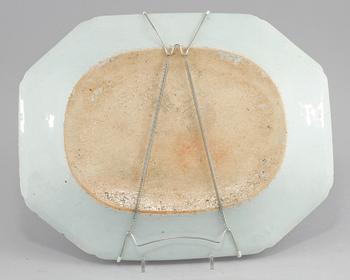STEKFAT, porslin, Kina, 1700-tal.