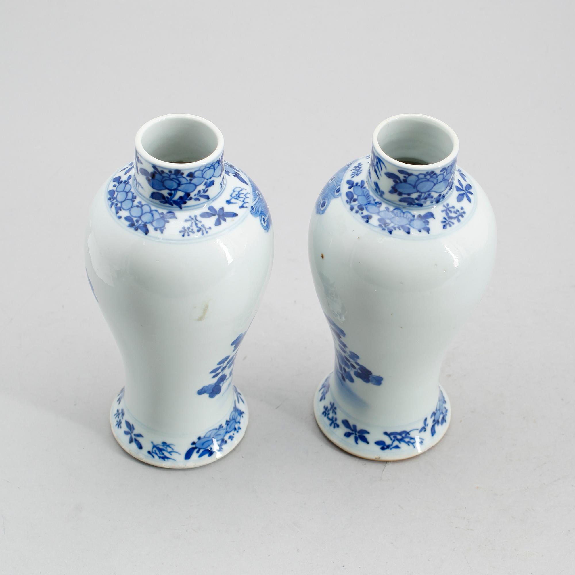 VASER, 1 par, porslin, Kina, 1800-/1900-tal.
