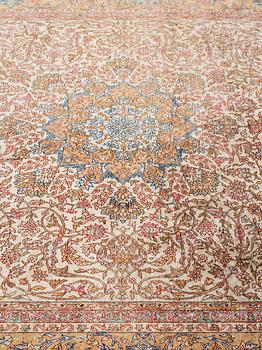 A carpet, an old silk Turkey, ca 237,5 x 146,5  cm (as well as 3,5-4 cm flat weave at the ends).