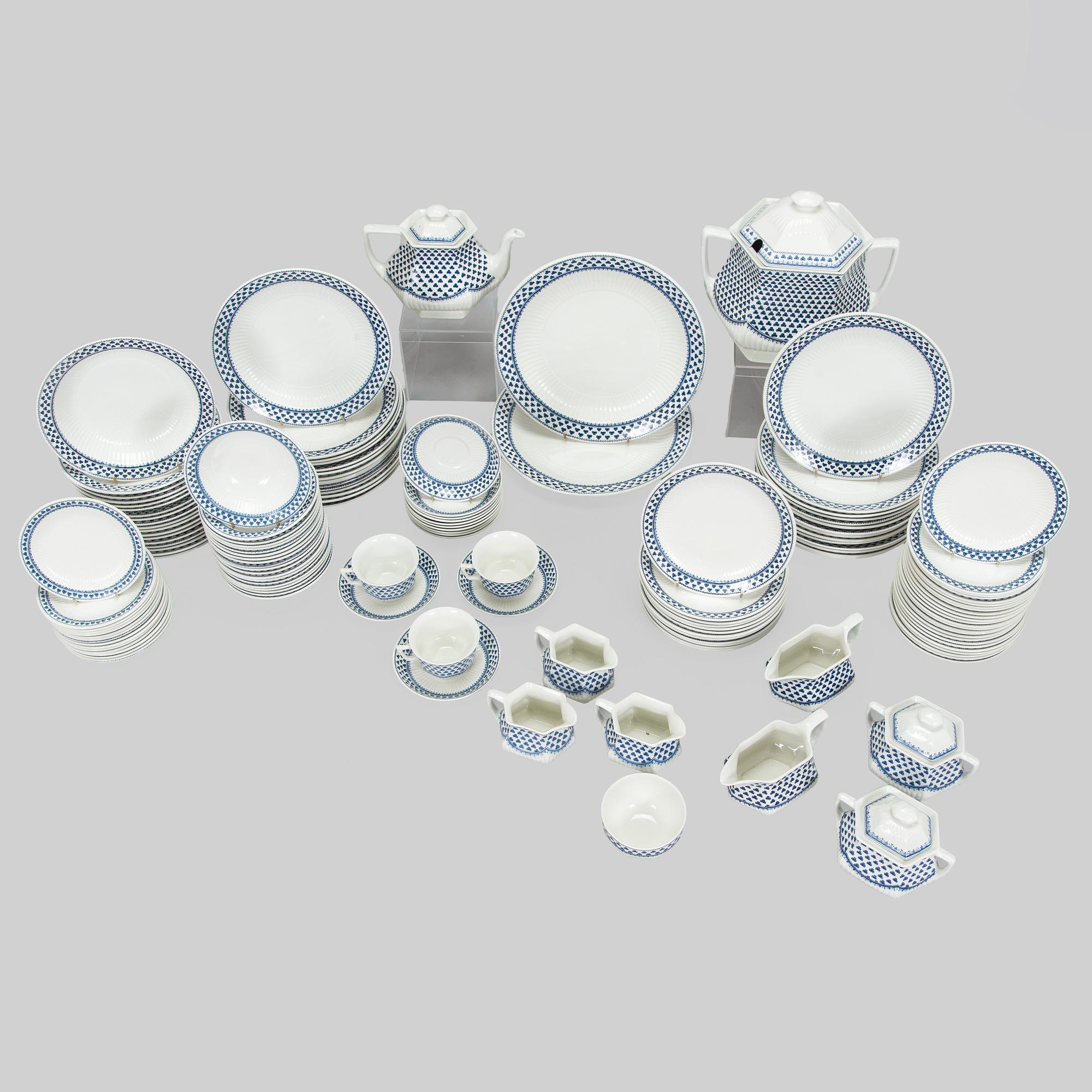 A stoneware dinner and tea service, 144 pieces, "Brentwood" ironstone, Adams, England, late 20th century.