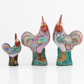 Three porcelain roosters, China, 20th century.