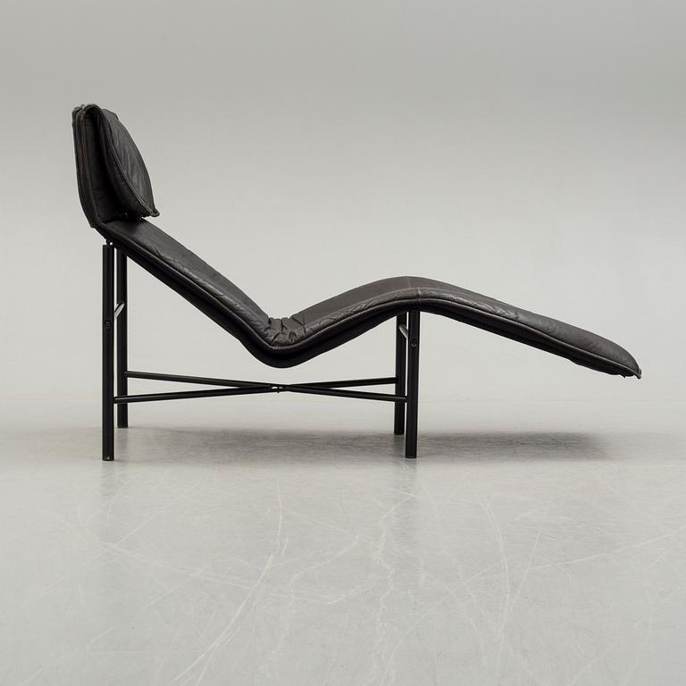A 1980/90's leather "Skye" lounge chair by tord Björklund for IKEA.
